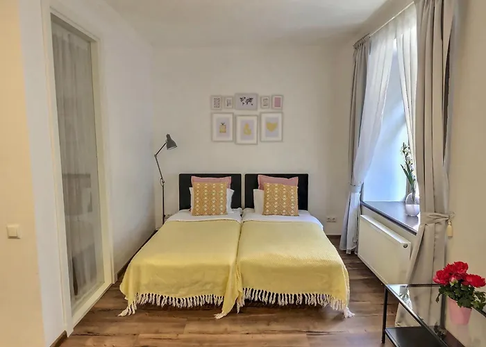 Spacious Apartment In Old Riga